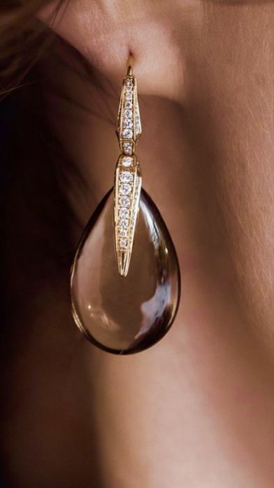 Продам золотые серьги Chimento оригинал