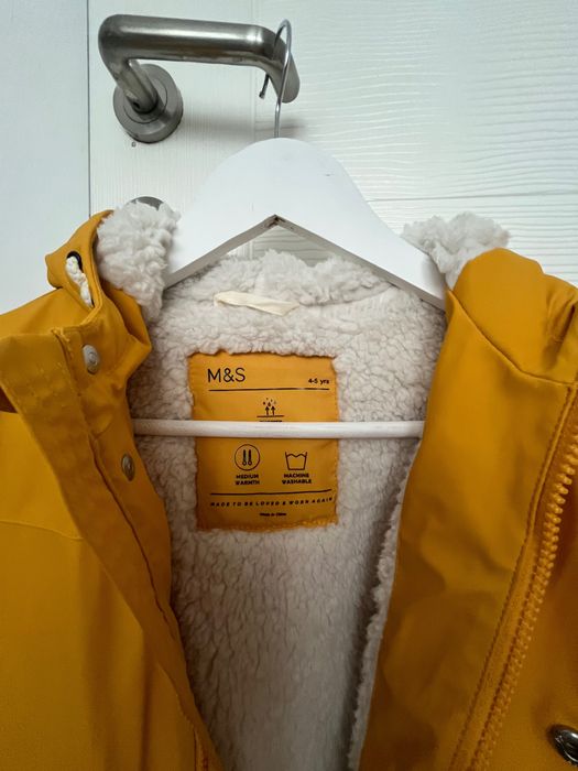 Geaca cu gluga impermeabila - Marks and Spencer