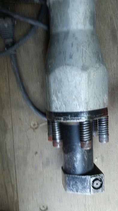 Отбойный молот, электрический