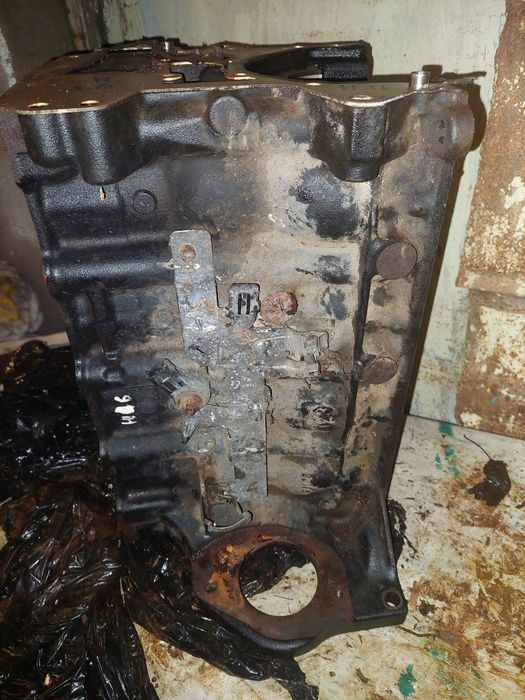 Bloc motor,pistoane,Opel Astra H ,Zafira 1.6 cod 24427722