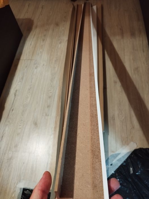 Первази за врата.