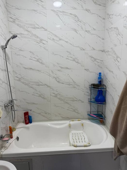 Сотилади 3 хонали янги Дархон.