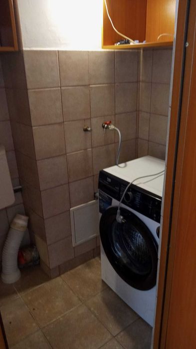 PF dau in chirie apartament 3 camere bucatarie 2bai zona centrala ,str.Dorobantilor .