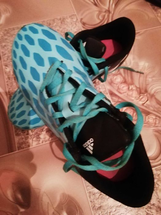Футболни обувки Adidas 38 номер