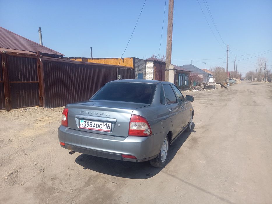 Продам Приору 2013г