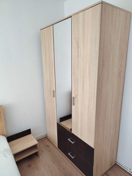 Ofer spre închiriere apartament cu 2 camere ultracentral in Reșița, 300 euro