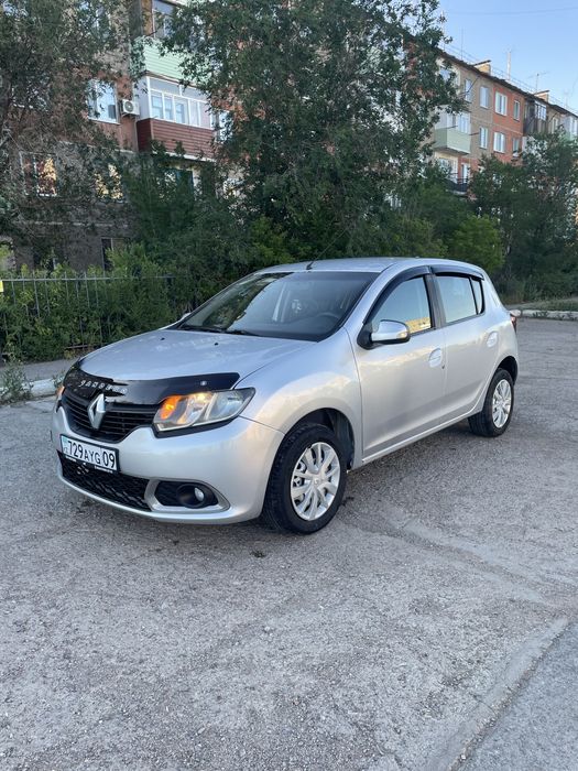 Renault Sandero 2015г.в