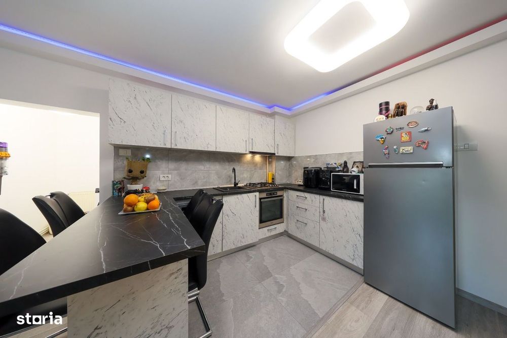 Casa 4 camere Halchiu | teren 400 mp | acces 2 strazi