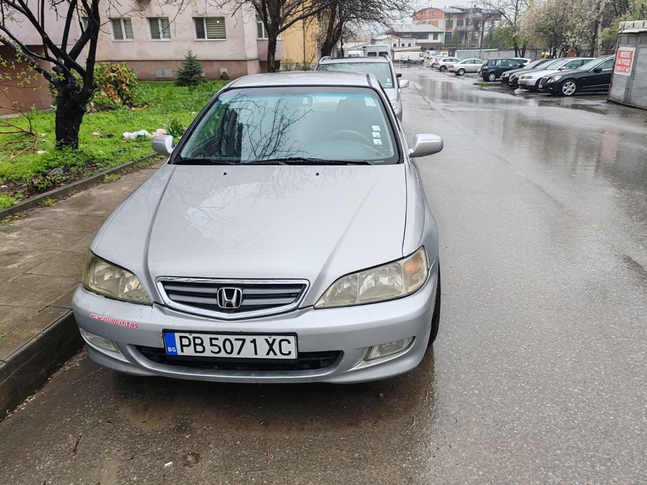 Хонда Акорт Газ бензин