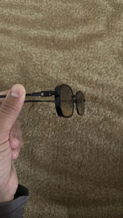 Солнцезащитные очки — унисекс