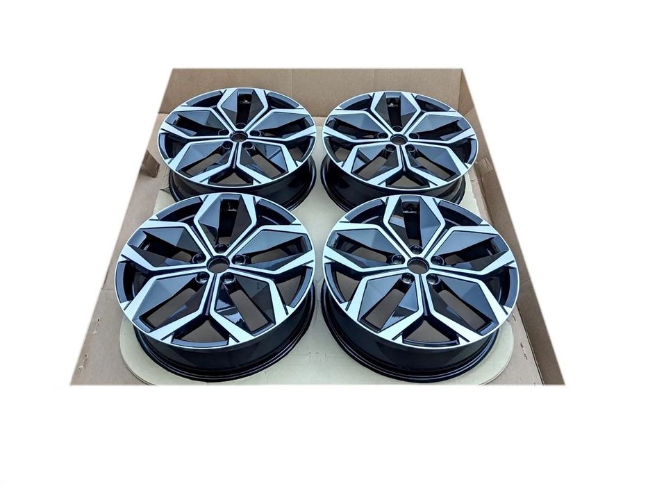 Janta NOUA  Aliaj 6.5JX20 Renault ET 33, PCD 5x114.3, CB 66.1, OEM 40005730 5 prezoane, 114.3 mm distanta intre prezoane, 66.1 fiu flansa, Culoare negru/argintiu JANTA ORIGINALA