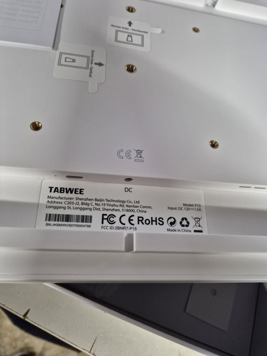 Многофункционална 15.6-инчова , фоторамка, календар, стенен планер