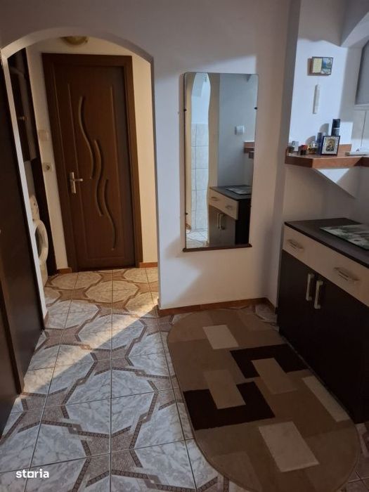 Apartament decomandat etajul 3/3 in K-uri, Filiasi