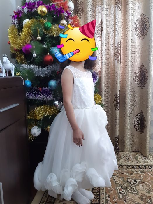 Детское платье  нарядное