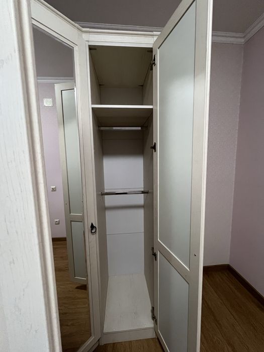 Угловой шкаф белорусского, новый