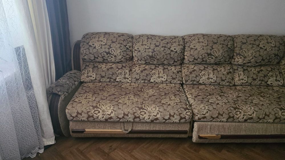 Диван для гостиной