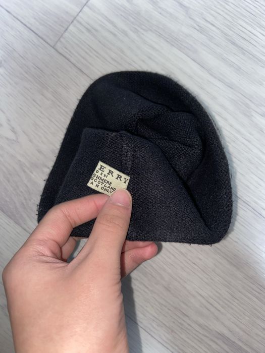 Продам все что на фото одежду