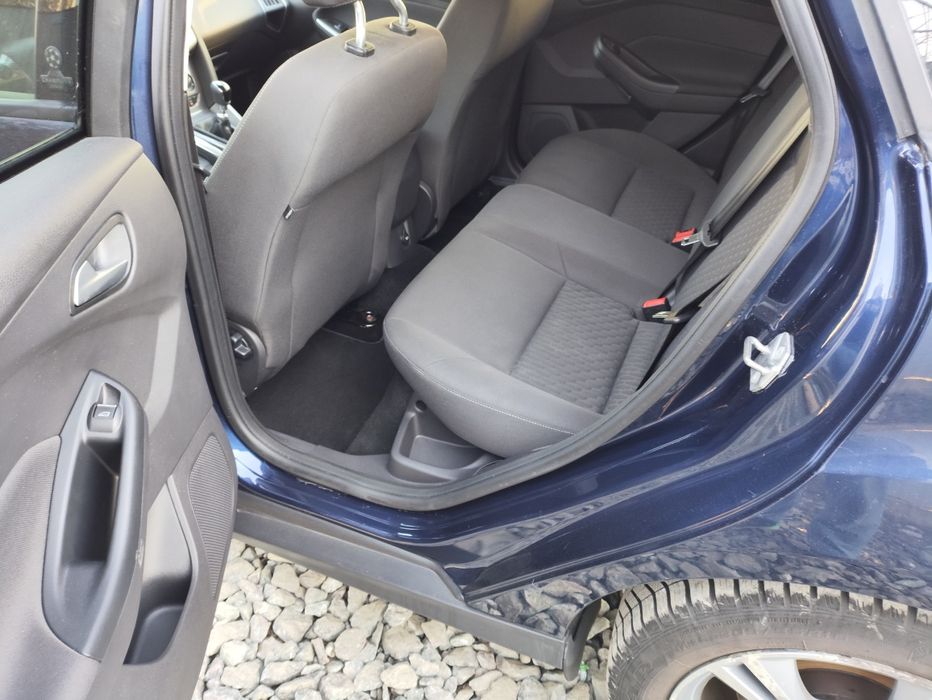 Dezmembrez orice piesa de Ford focus 3 / motor 1.0 ecoboost