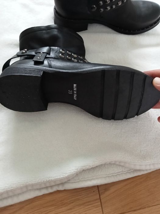 Ghete piele dama,mărimea 39,Alesya made in Italia.