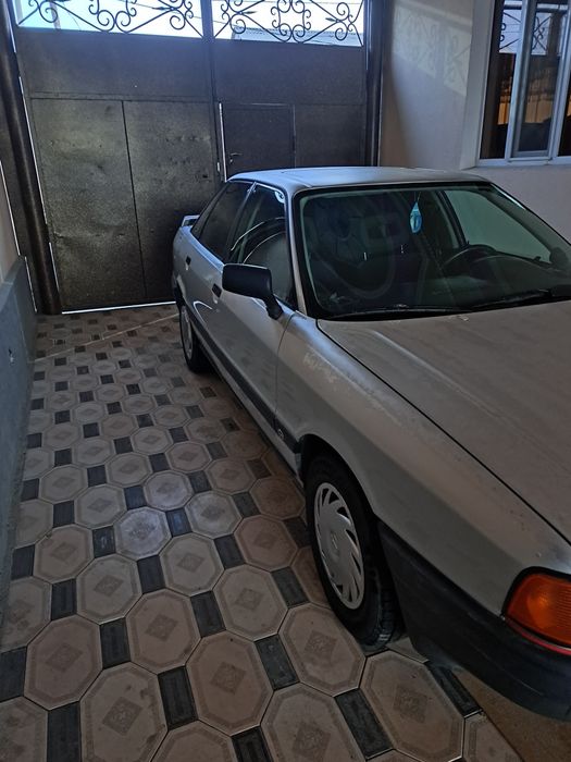 Ауди 80 средний жагдайда