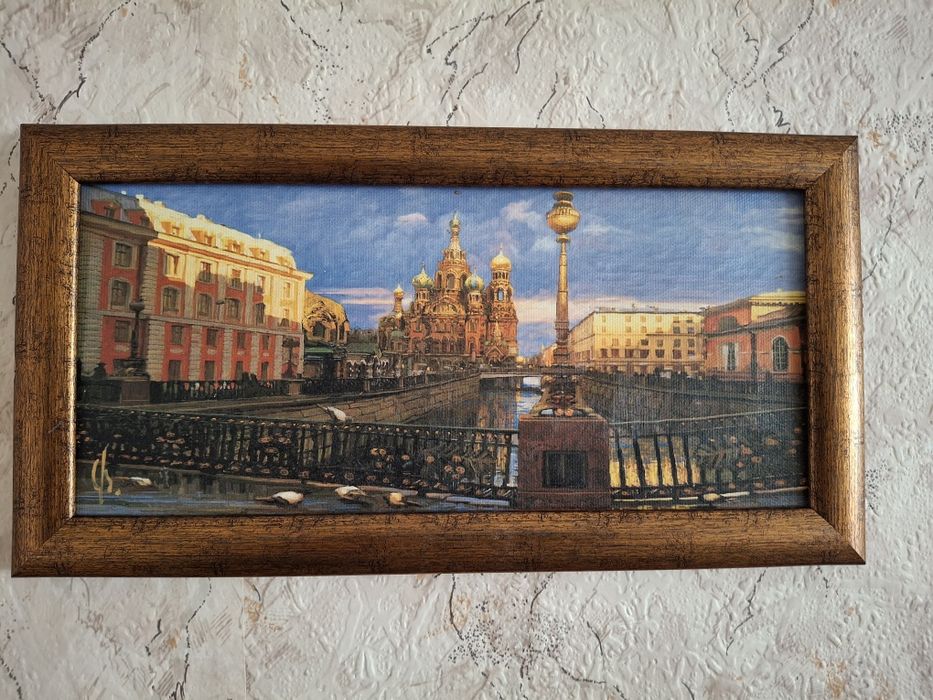 Продам картины разные.