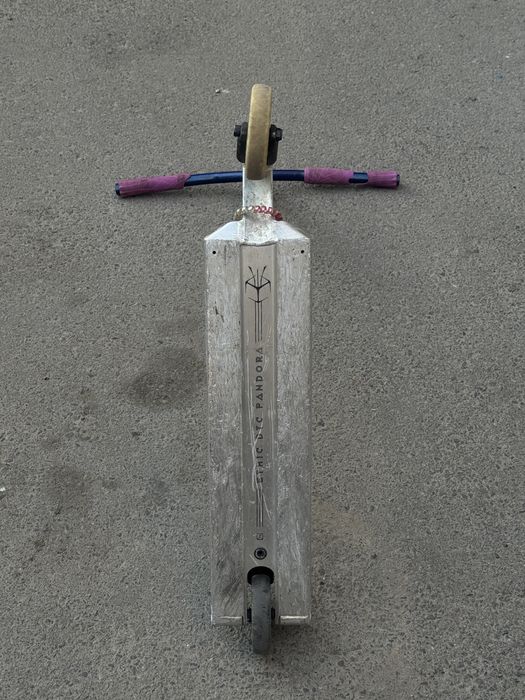 Трюковой самокат