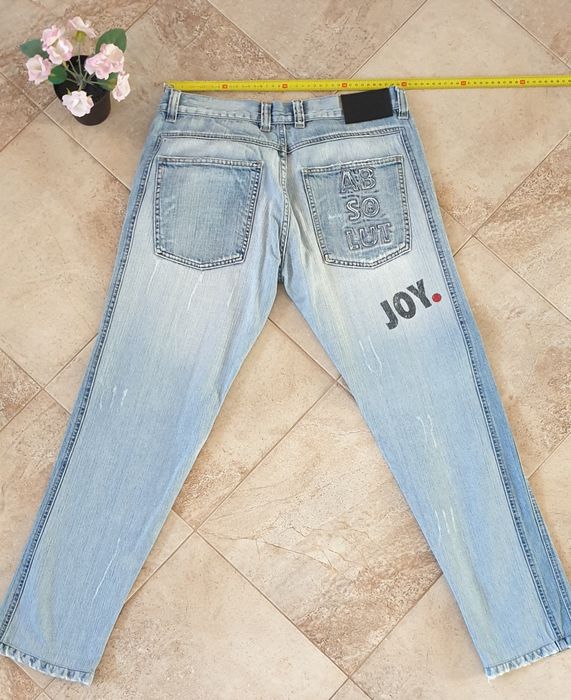 Blugi diferite modele