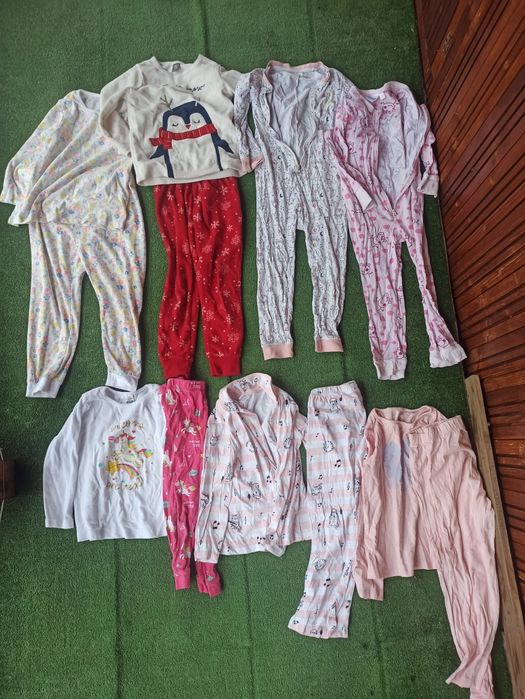 Vand diverse hainute fetita nr 98-116