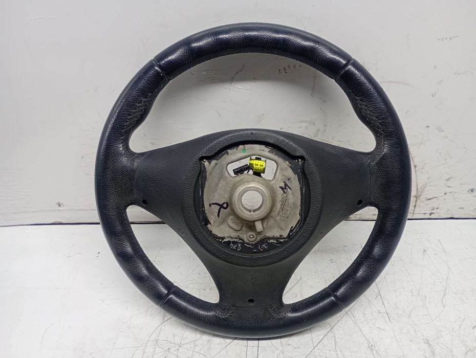 Volan in 3 spite cu comenzi BMW Seria 1 E81/E82/E87/E88 (facelift) (2007 - 2012) 2.0 benzina N43