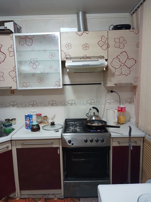 Прадам кухонный гарнитур