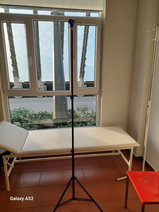 Медицинский штатив переносной