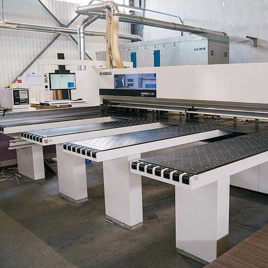Servicii Debitare CNC HPL 12mm – Debităm, Accesorii și Montaj