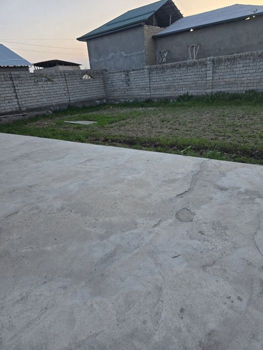 Srochna sotiladiUy sotiladi 8 sotix $125 000 variant bor