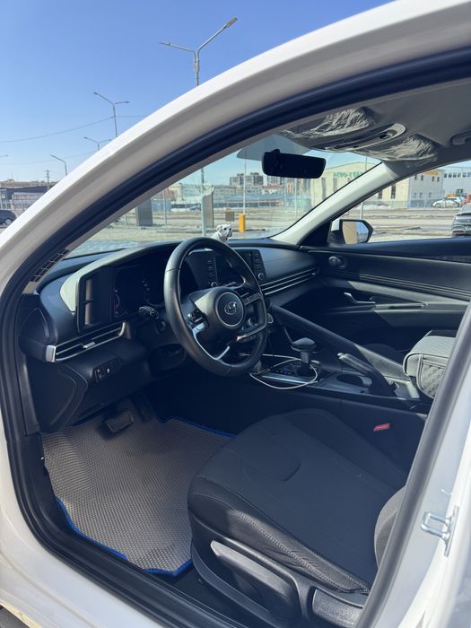 Продам Hyunday Elantra 2023 года