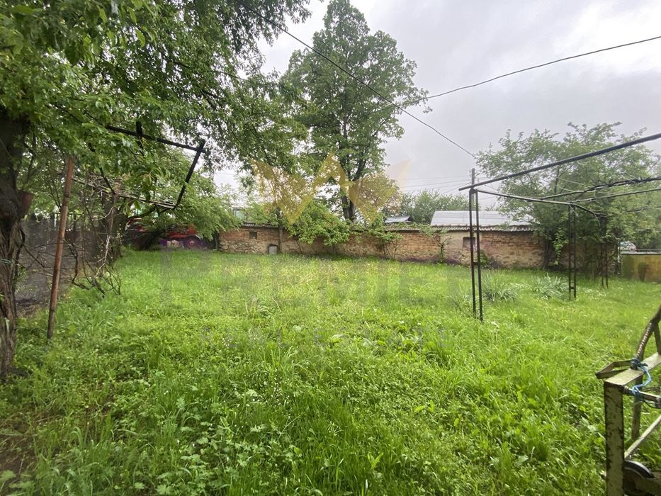 Продава се Къща в с. Разлив, Област София-област - 160 кв.м за 375 €/кв.м - Снимка #2