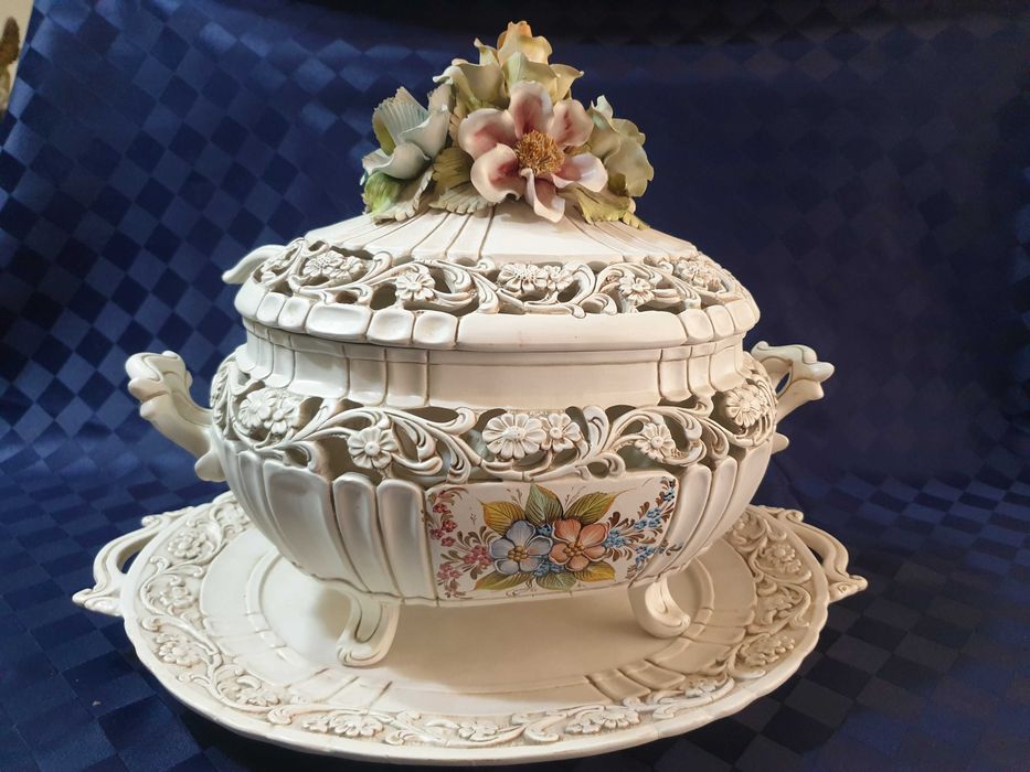 Порц. супник,плато и черпак , Захарница и латиера Severin Handgemalt