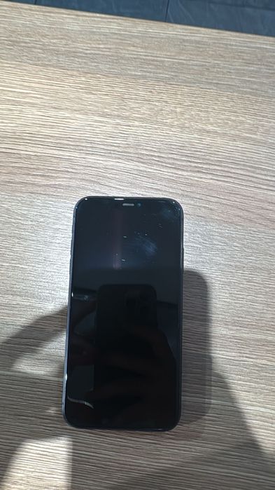 Продам iPhone 11 64Gb