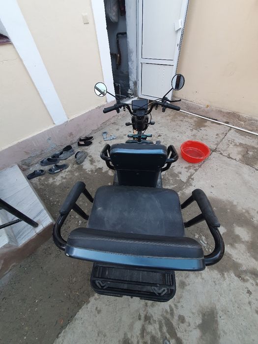 Skuter yangi holatda probegi deyarli 0 narxi kelishiladi