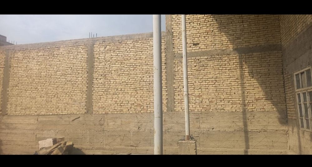 Участка сотилади. Бухоро ш. карвон бозордан 500 метр бетонка йулитомон