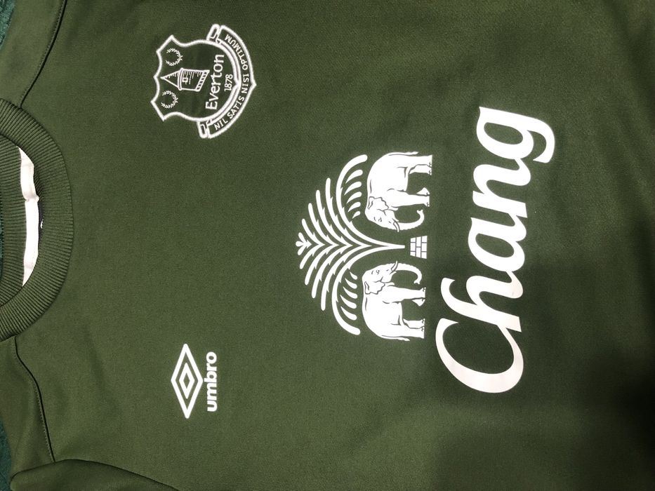 Тренировъчна блуза Umbro