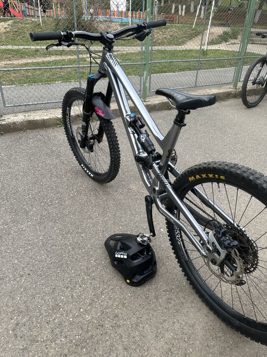 Vand commencal clash full fox aluminiu