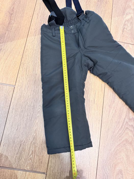 Vand pantaloni schi inextenso 3 ani