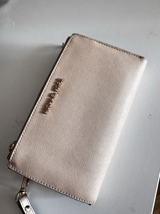 Продам кошелёк оригинал Michael Корс