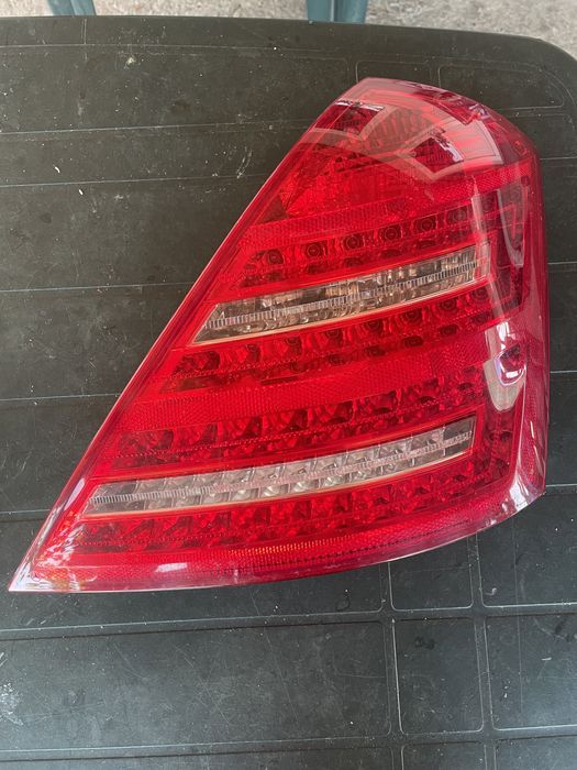 Десен стоп Mercedes w221