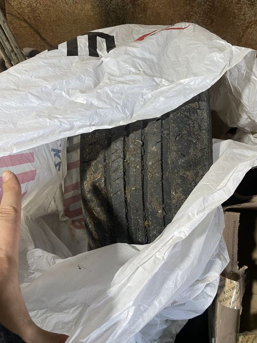 Продам резину 205/65/15 с дисками