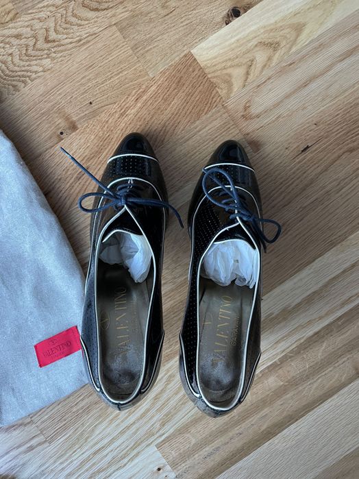 Pantofi VALENTINO GARAVANI, piele, aproape noi