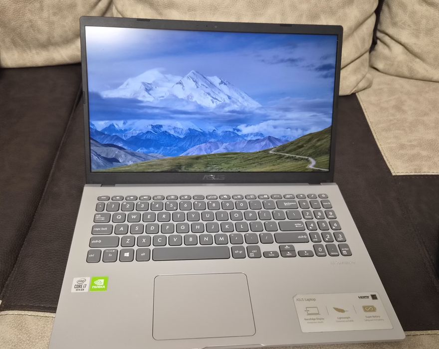 Laptop ASUS 15.6" Full HD | Intel Core i7 gen 10 | NVIDIA MX330 | 512GB SSD