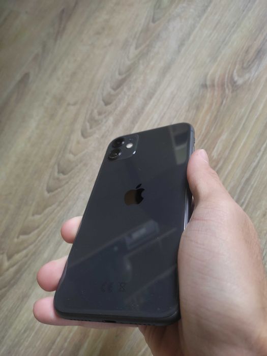iPhone 11 черен