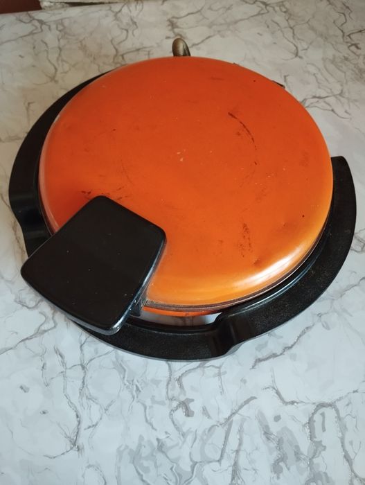 Продам Вафельницу СССР