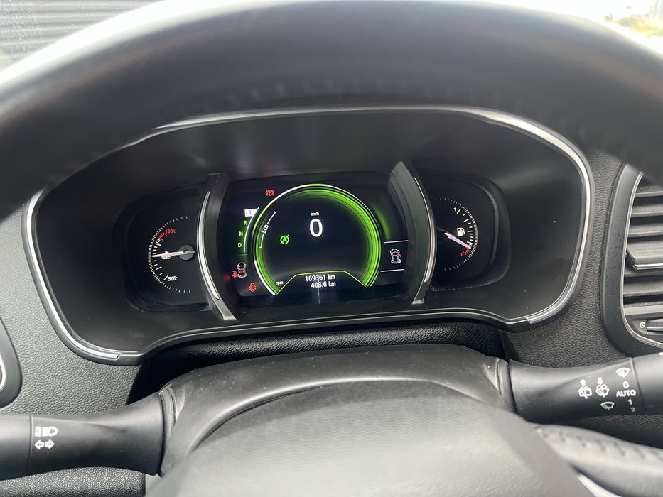 Renault / Megane 1.5 dCi Energy Business/ Euro 6  06.2018 Automata